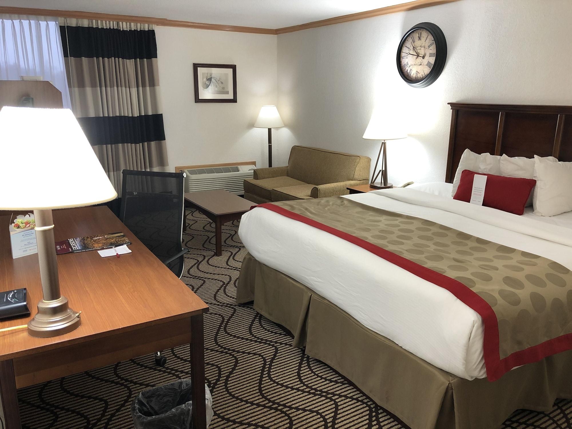 รามาดา บาย วินด์แฮม เบอร์มิงแฮม แอร์พอร์ต Hotel ภายนอก รูปภาพ