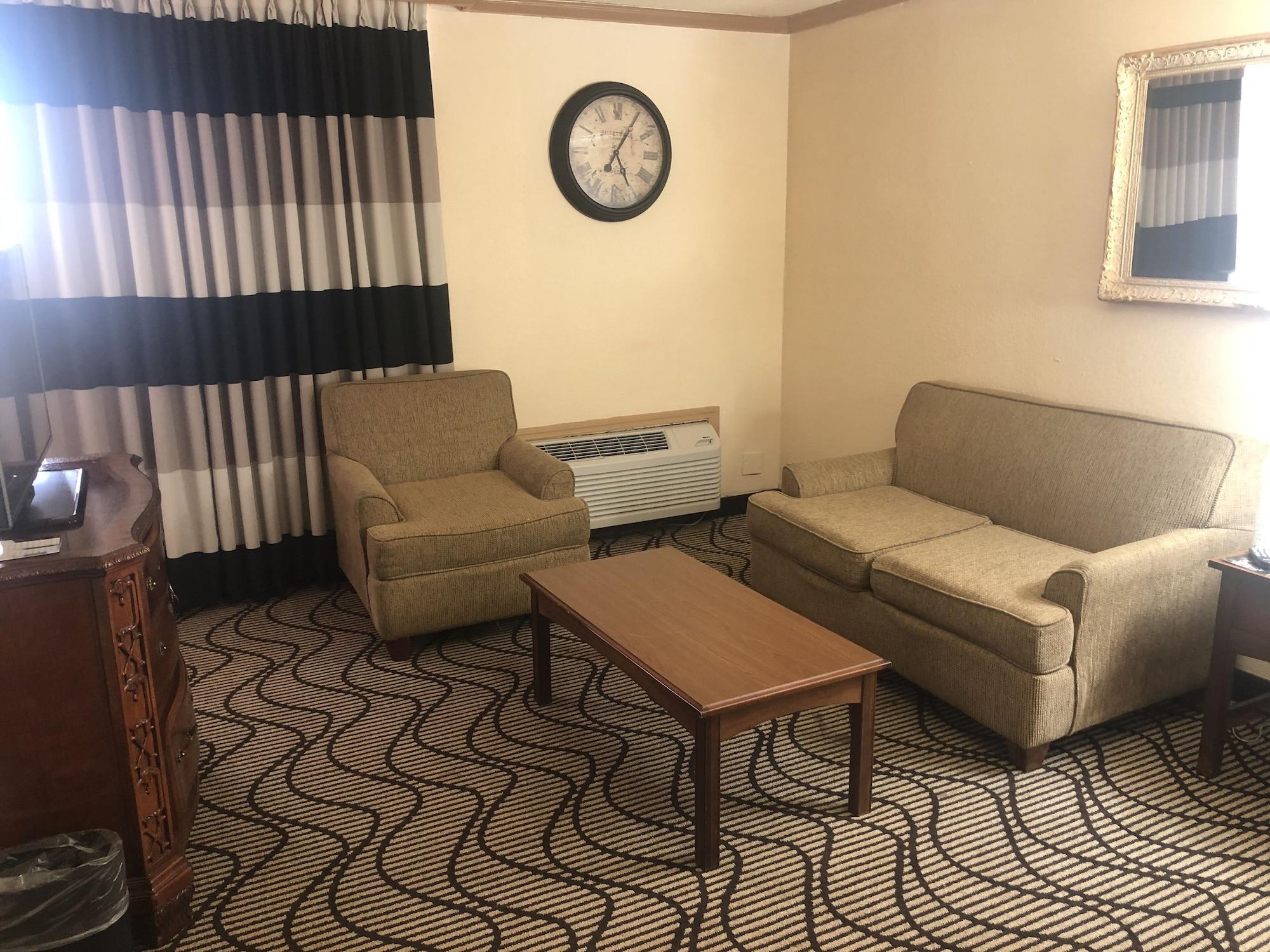 รามาดา บาย วินด์แฮม เบอร์มิงแฮม แอร์พอร์ต Hotel ภายนอก รูปภาพ