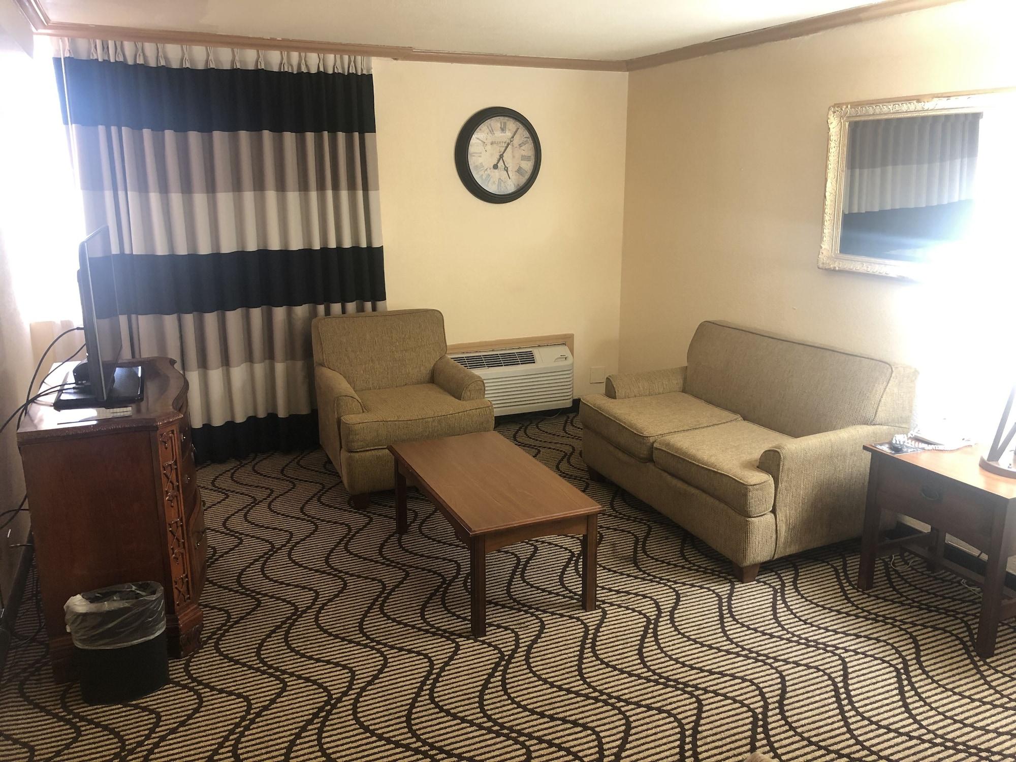 รามาดา บาย วินด์แฮม เบอร์มิงแฮม แอร์พอร์ต Hotel ภายนอก รูปภาพ