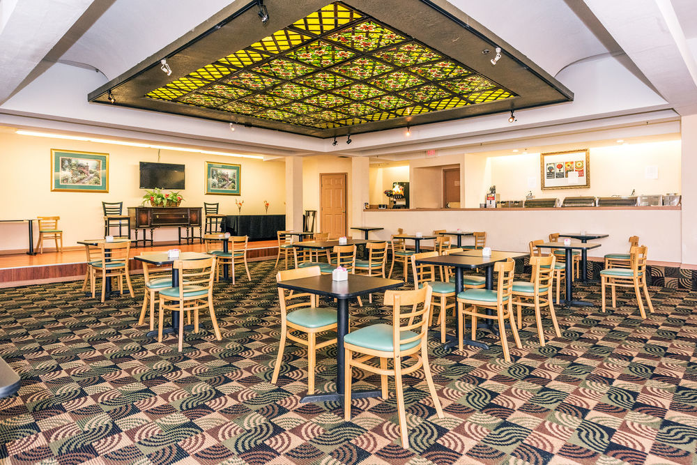 รามาดา บาย วินด์แฮม เบอร์มิงแฮม แอร์พอร์ต Hotel ภายนอก รูปภาพ