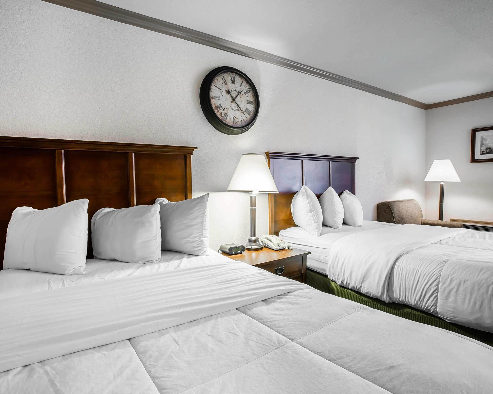 รามาดา บาย วินด์แฮม เบอร์มิงแฮม แอร์พอร์ต Hotel ภายนอก รูปภาพ